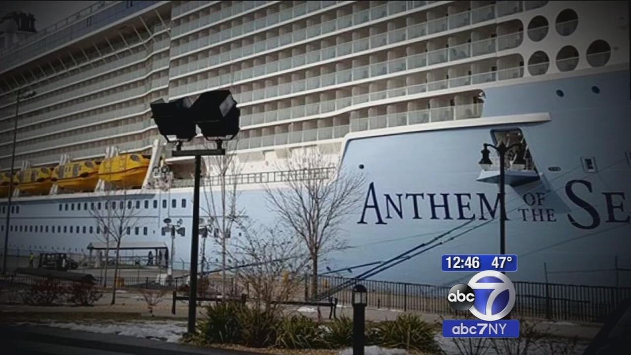 Anthem of the Seas cruise ship, damaged in storm, turns around again