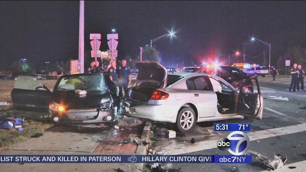 1 killed in Long Island car wreck in Shirley