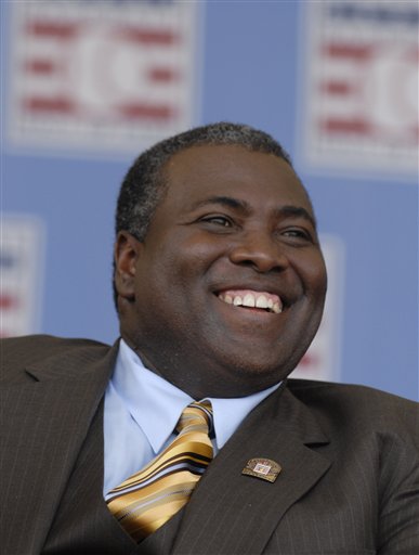 Tony Gwynn, who banged out 3,141 hits during a Hall of Fame career spanning 20 seasons with the San Diego Padres, has died, on June 16, 2014. <span class=meta></span>