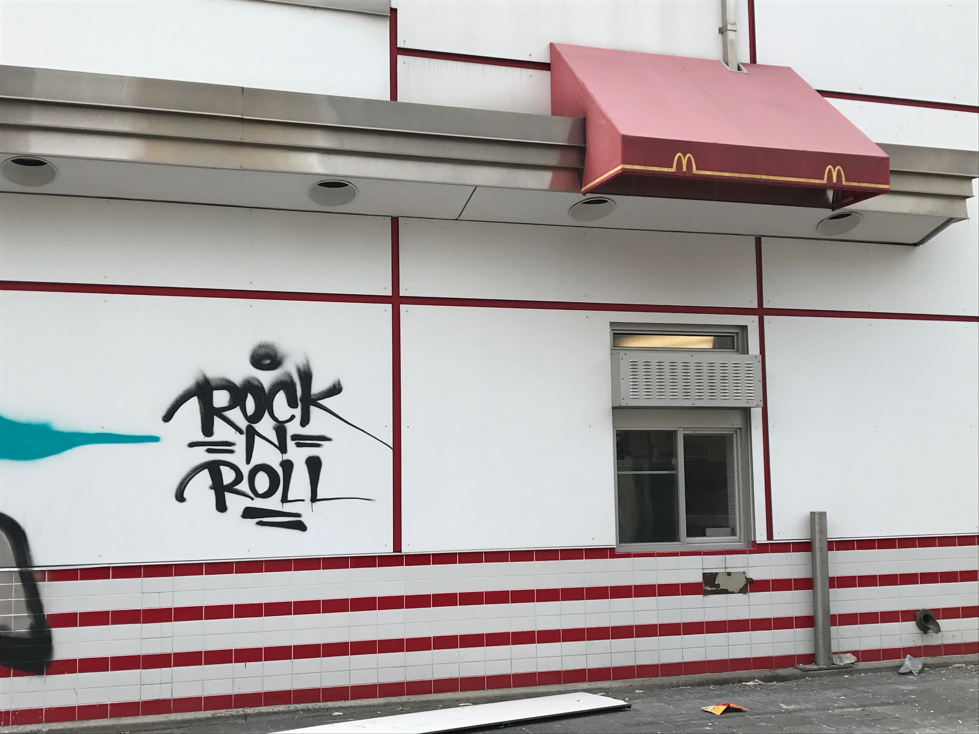 Chicago's Rock 'n' Roll McDonald's gets major makeover, loses music