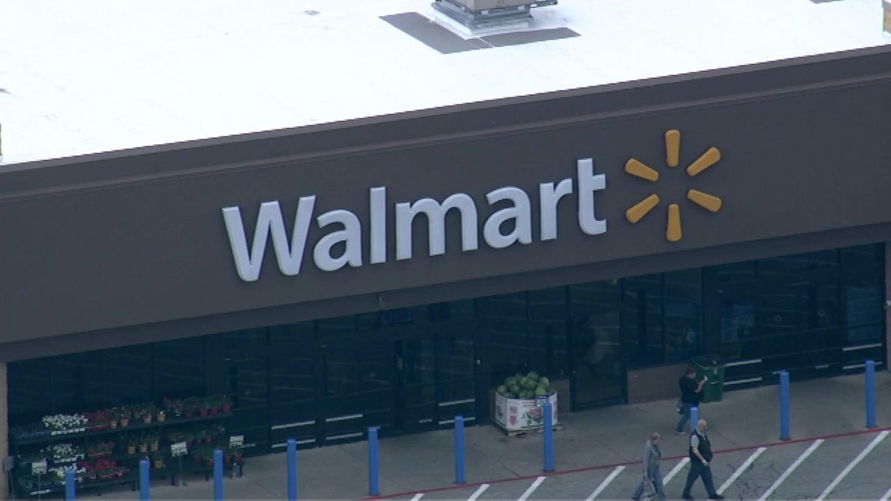 Walmart holds first holiday sale on Sunday