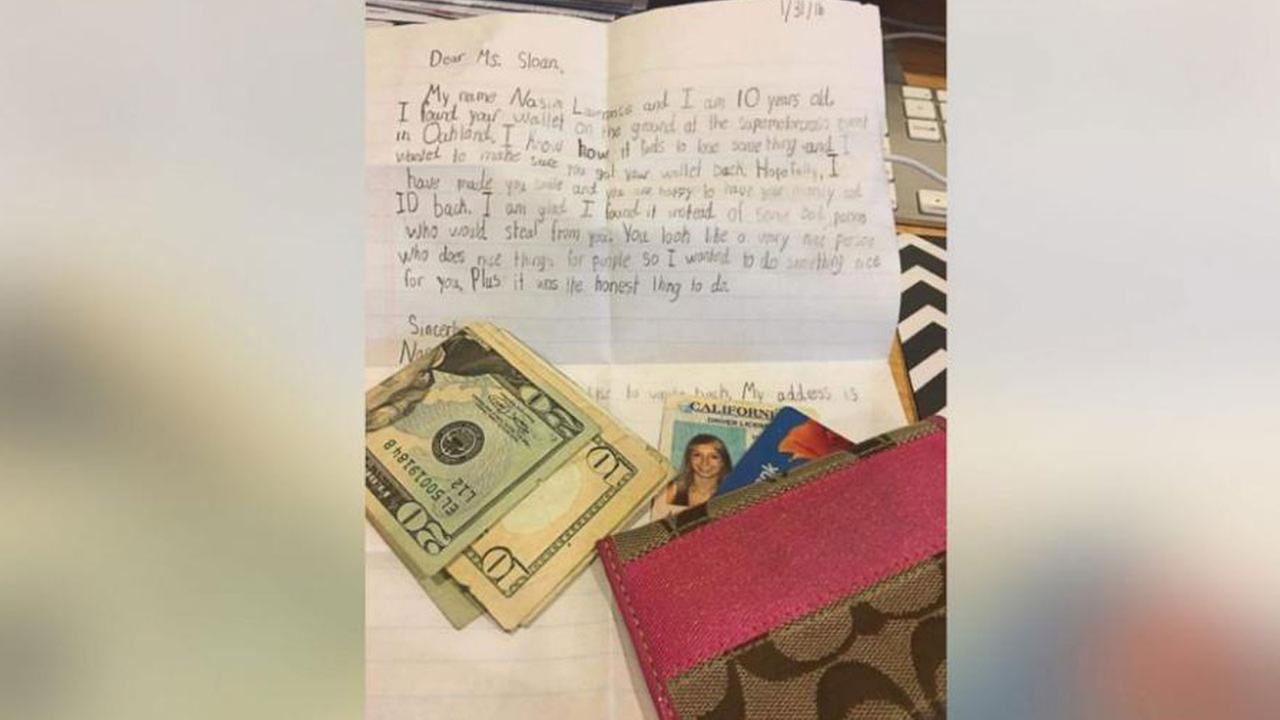 Child returns lost wallet to woman with note: 'Hopefully, I have made you smile'
