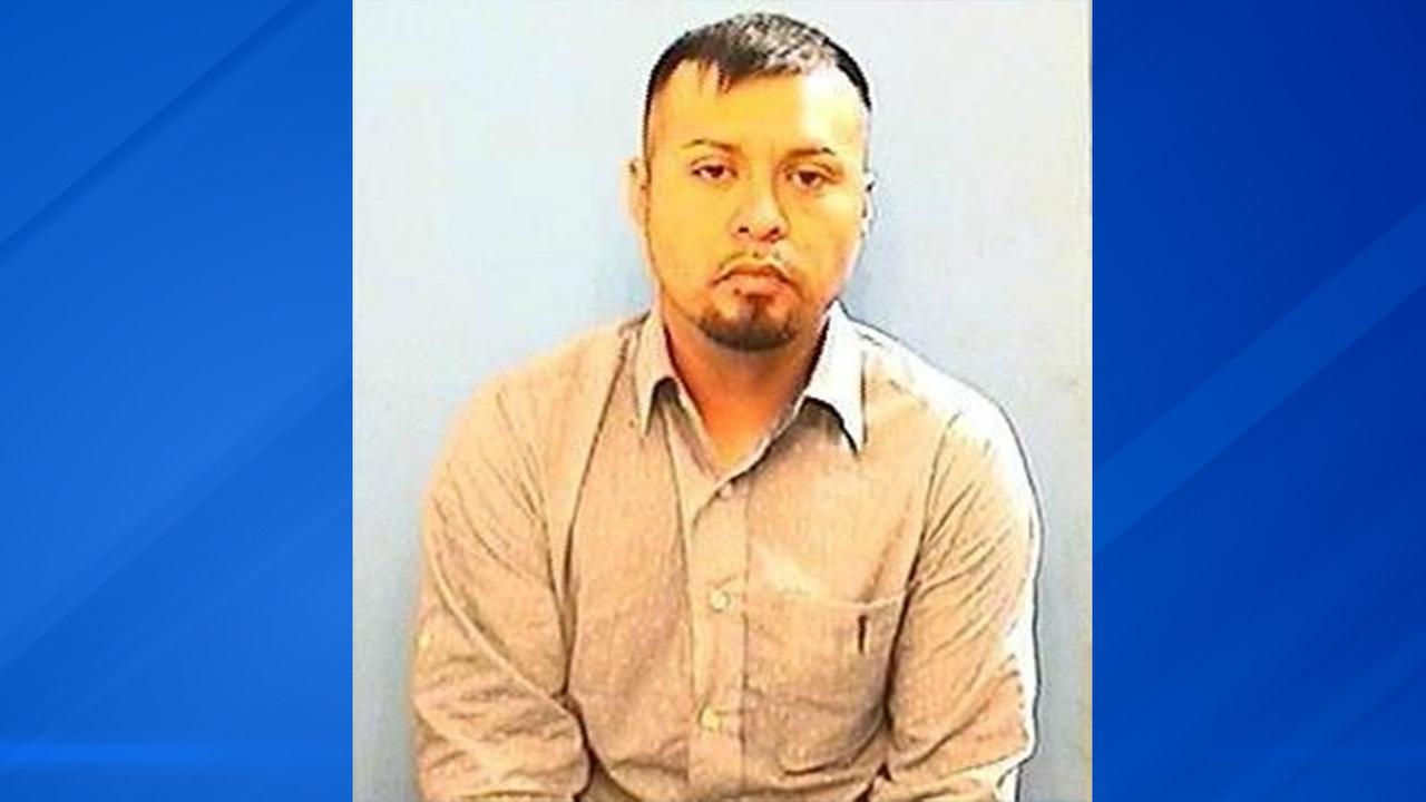 Police: Waukegan woman killed after boyfriend crashes car into motorcycle - WLS-TV