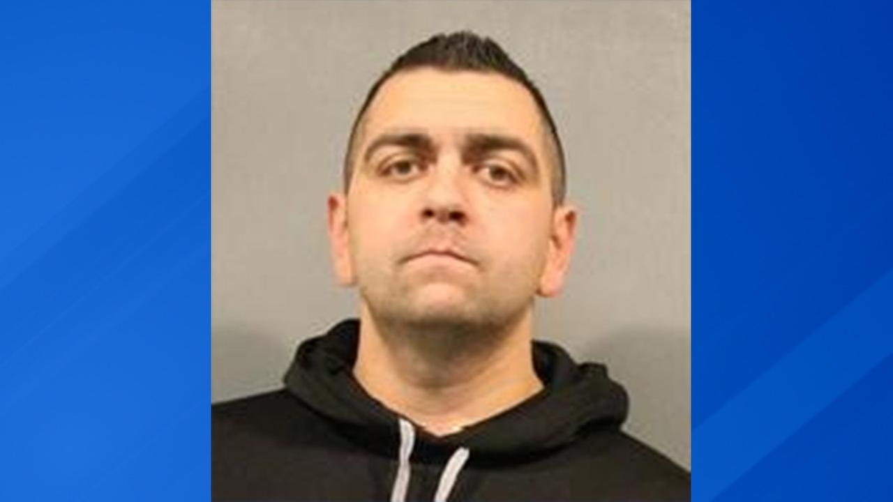 Hammond police officer charged with operating while intoxicated - WLS-TV