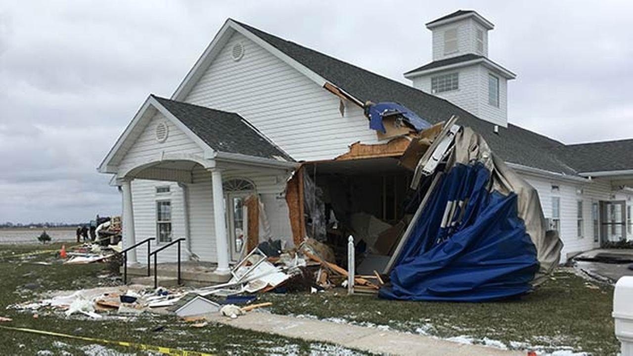 Truck driver chokes on cough drop, crashes into Indiana church
