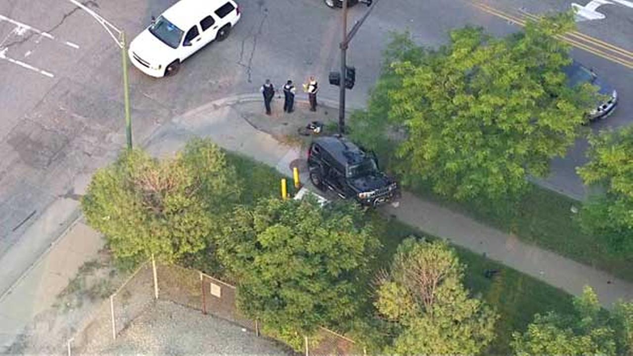 Driver killed in Archer Heights crash after vehicle strikes pole