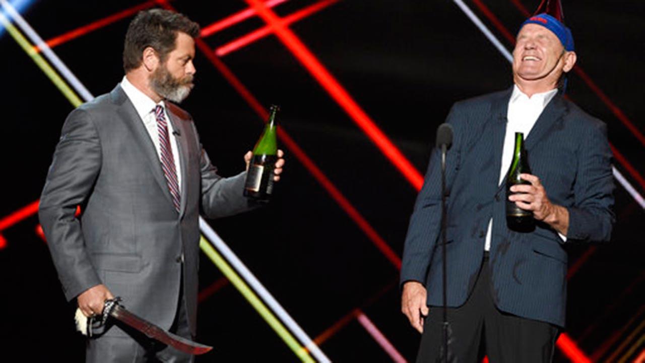 Bill Murray accepts ESPY Award after Cubs win for ' Best Moment'