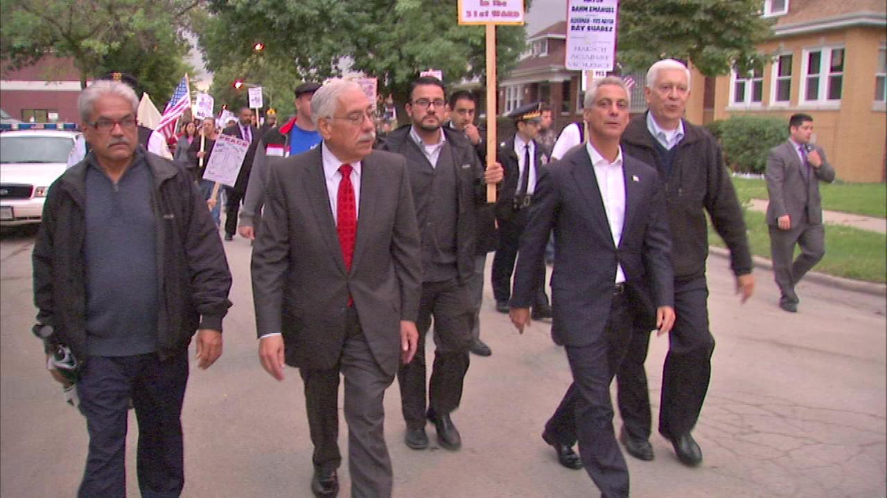 Emanuel attends antiviolence rally on NW Side