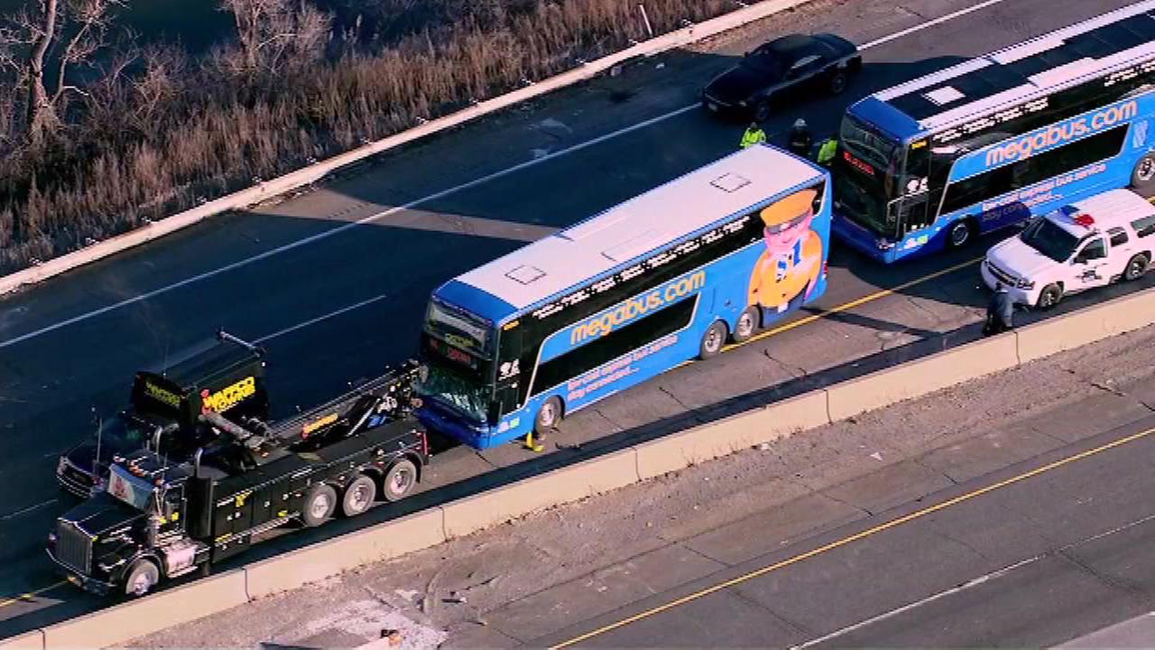 Megabus crash ties up traffic on Chicago Skyway