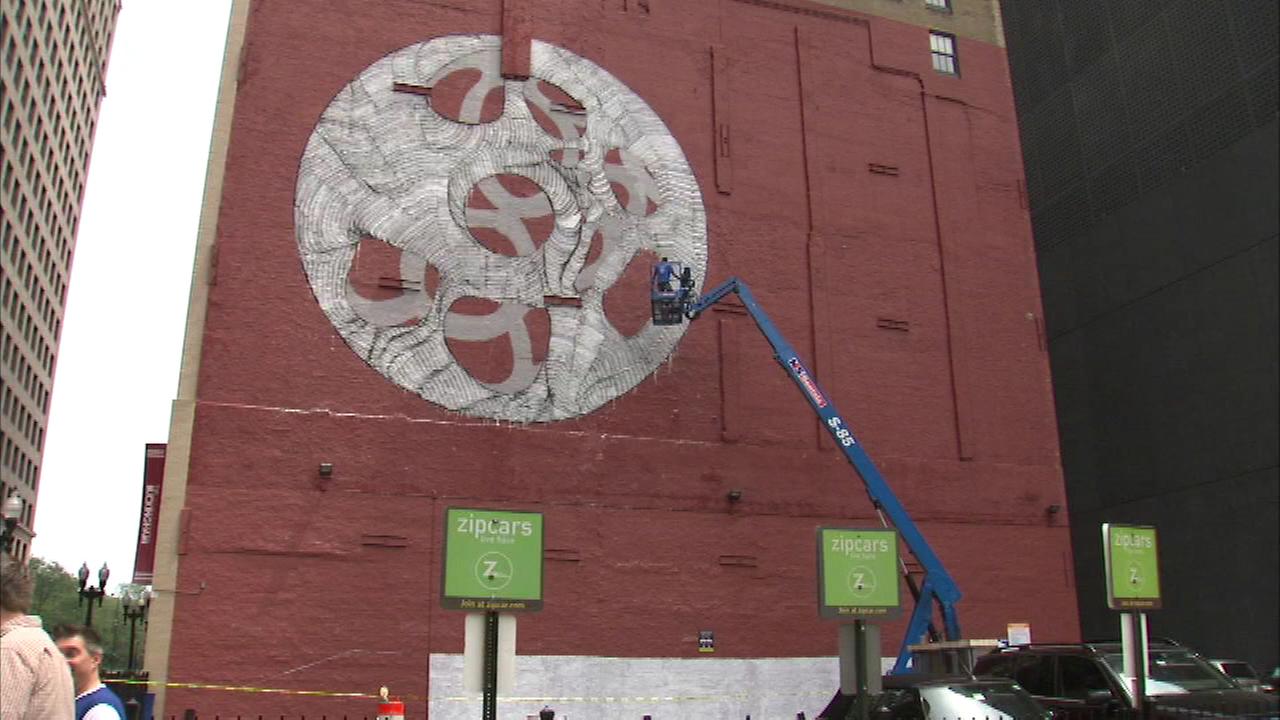 9story mural goes up in Wabash Arts Corridor