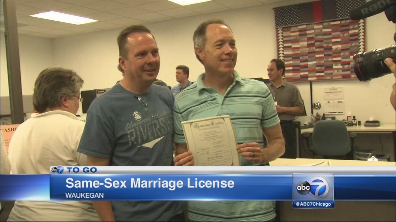 Same Sex Couples Line Up For Marriage Licenses Across Illinois 2264