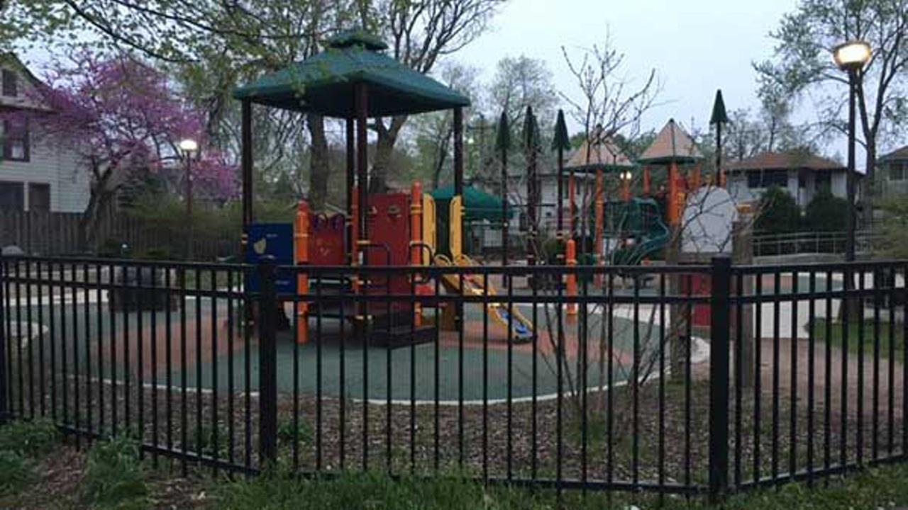 Man tries to kidnap child from Fox Park in Oak Park, police say - WLS-TV