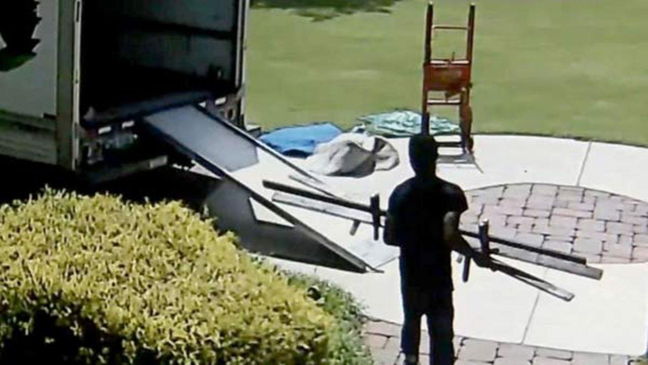 Hiring Movers movers allegedly rob family of their belongings | abc7chicago Hiring Movers movers allegedly rob family of their belongings | abc7chicago
