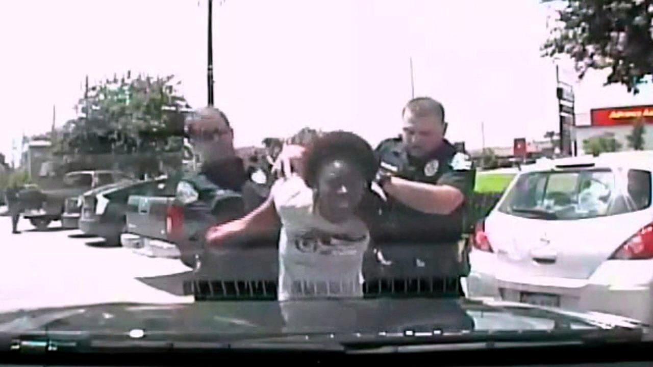 Texas officer under investigation after violent arrest of teacher - WLS-TV