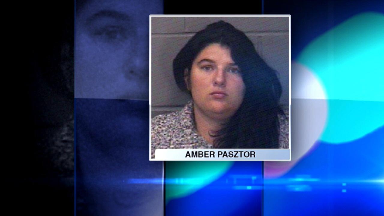 Mom arrested after kids found dead in vehicle in Indiana