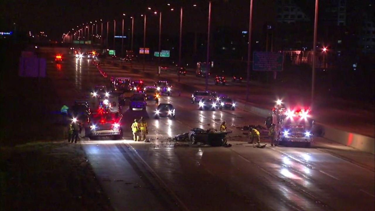 3 men killed in head-on crash on I-88 near Mill Street in Naperville
