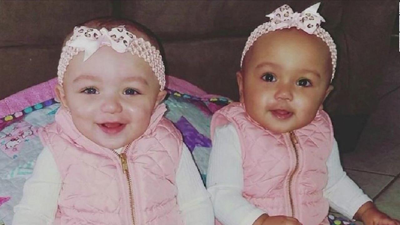 Illinois Twin Baby Girls Have Different Skin Colors Abc7chicagocom