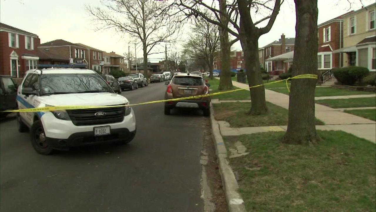 Chicago police searching for gunman who fatally shot judge outside his home