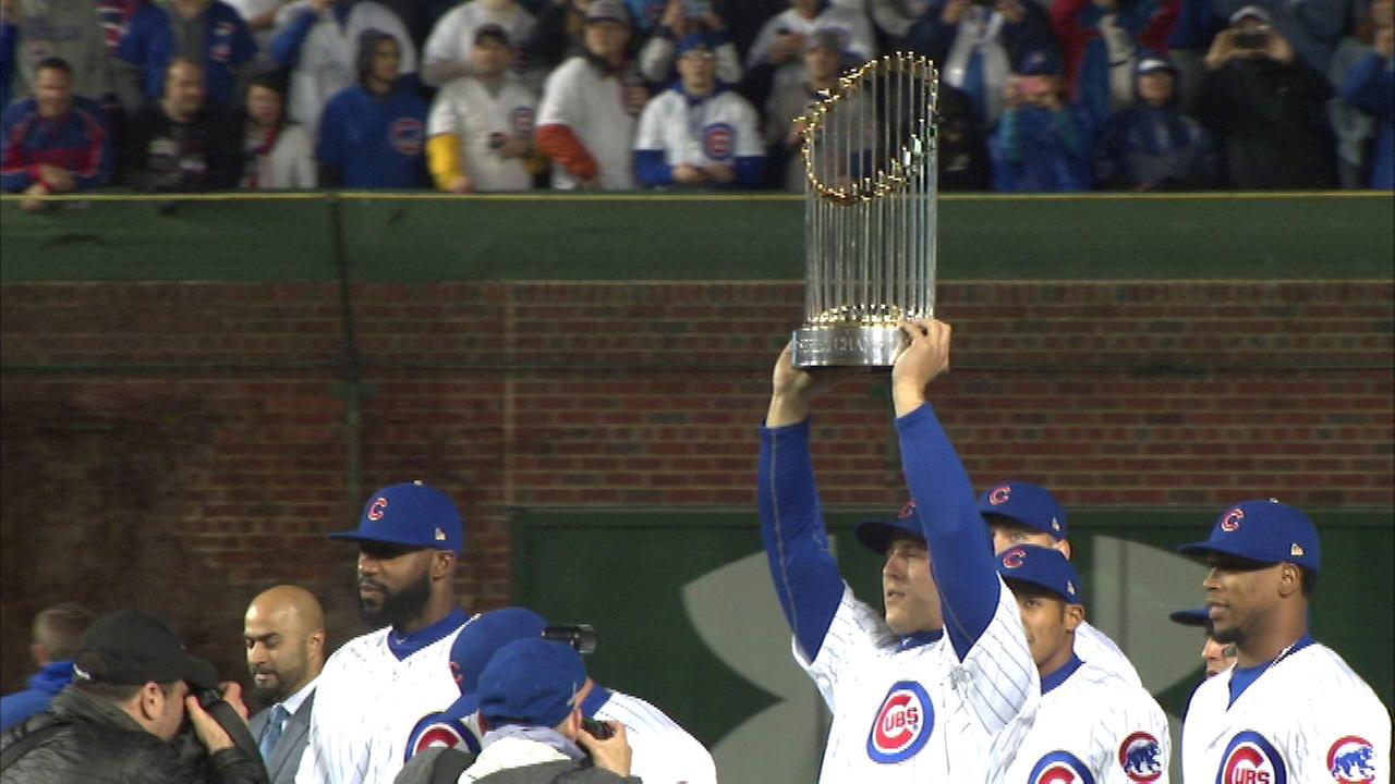 Defending World Series champion Chicago Cubs win home opener