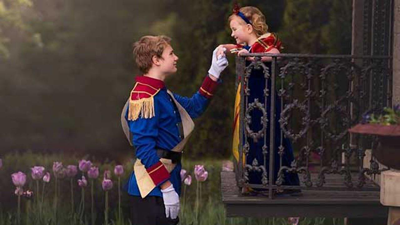 Teen plans magical Prince Charming photo shoot for 5-year-old sister
