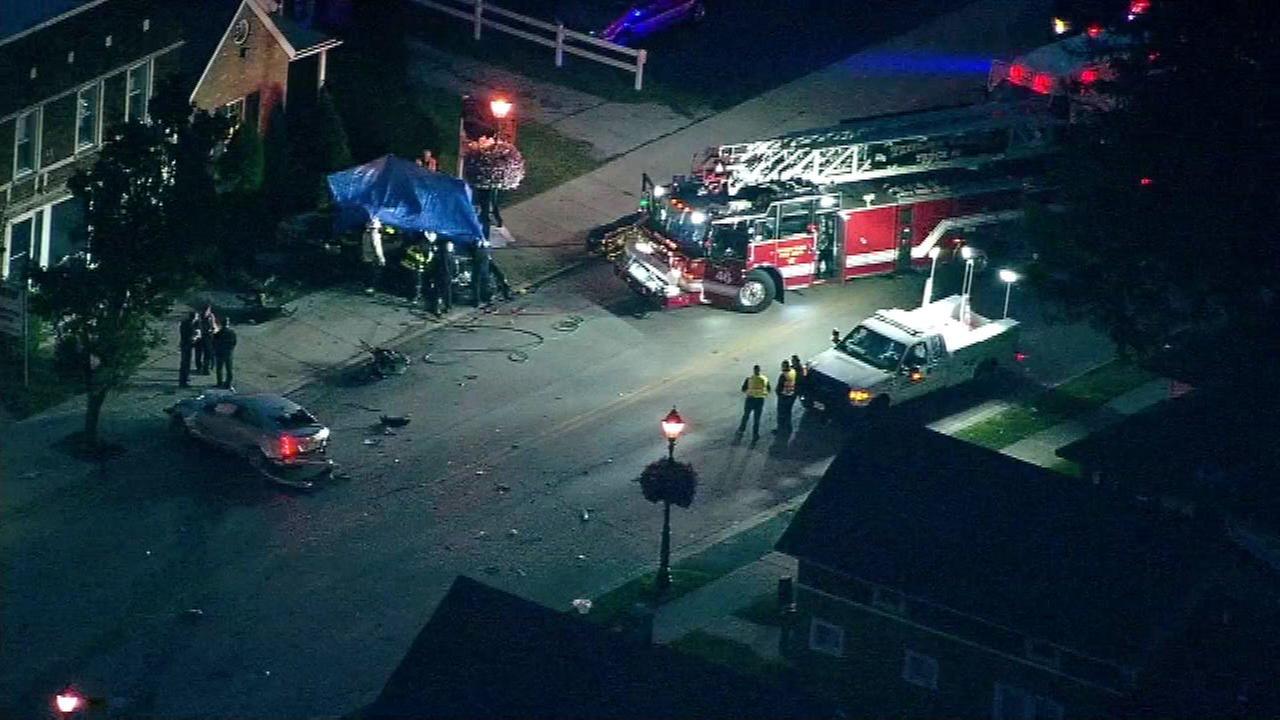 Tinley Park crash closes Oak Park Avenue near 171st Street