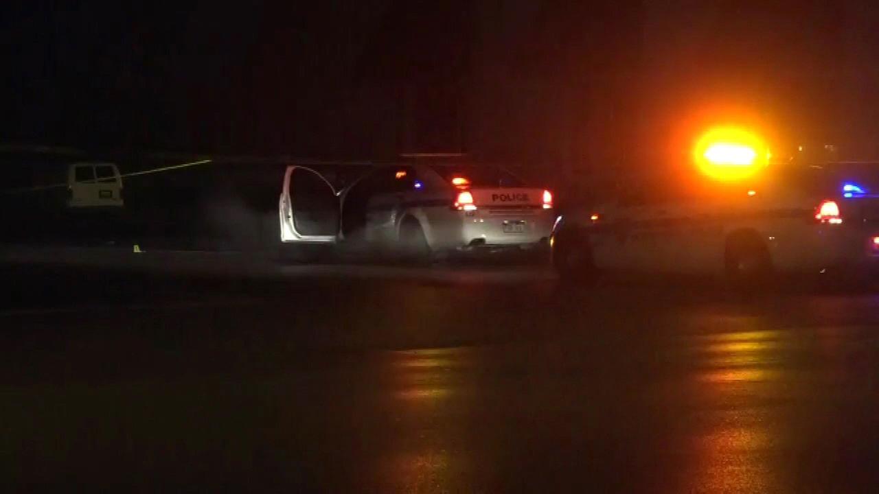 Rockford officer shot dead during traffic stop Rockford officer shot dead during traffic stop