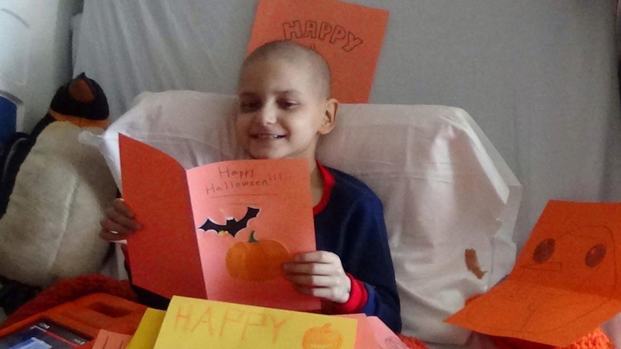 9-year-old who wished for Christmas cards loses battle with cancer 9-year-old who wished for Christmas cards loses battle with cancer