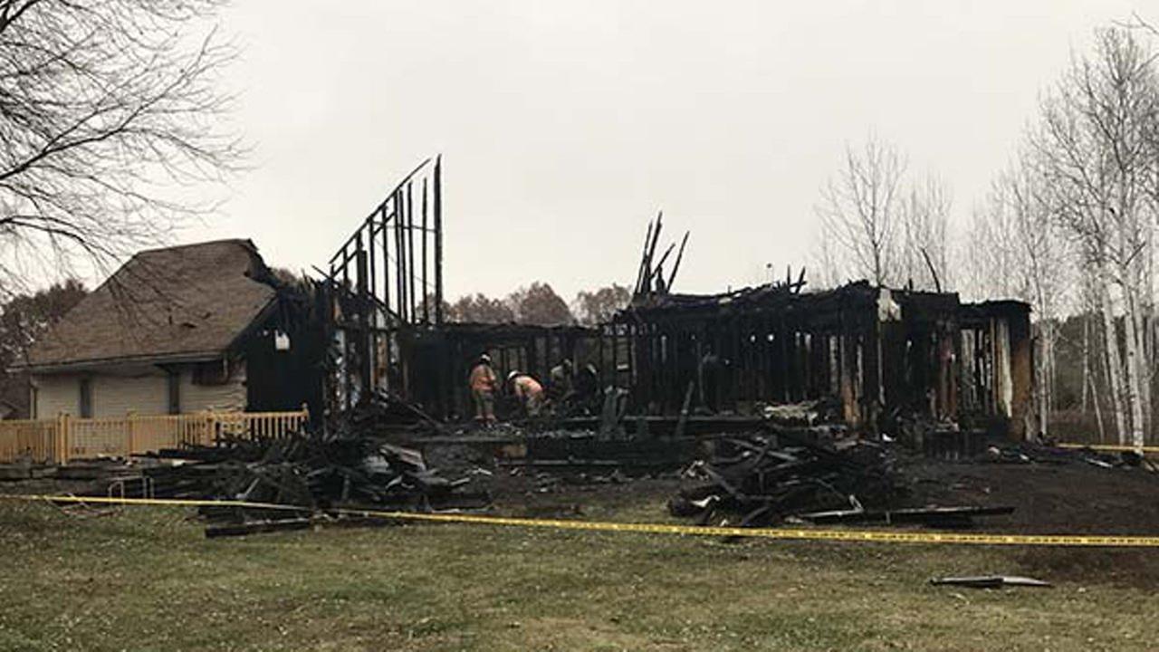 6 dead in Dixon fire