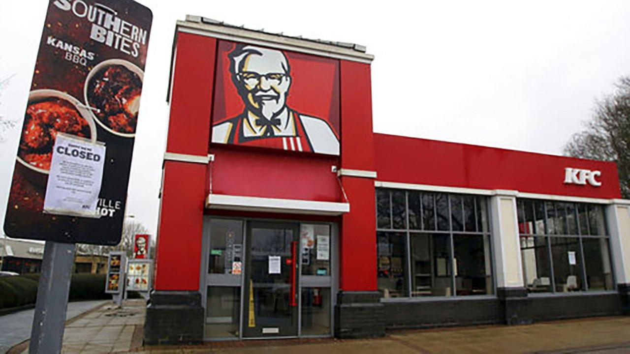 KFC now facing gravy shortage following chicken shortage across UK | abc13.com