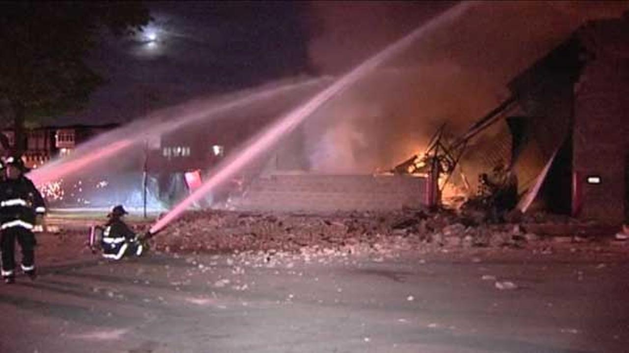 Bridgeport extraalarm fire extinguished; witnesses heard explosion