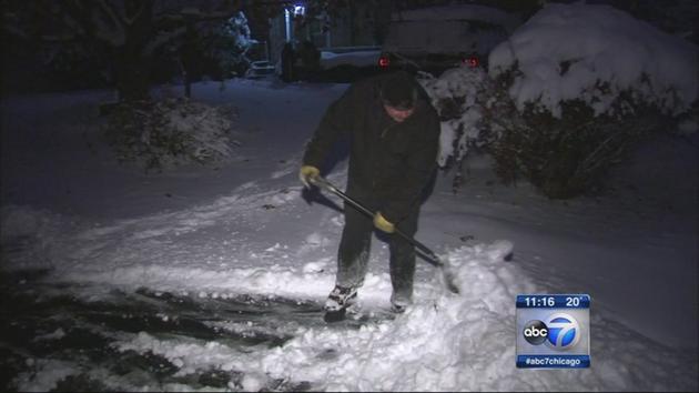 Heavy snowfall leaves more than a foot in many areas