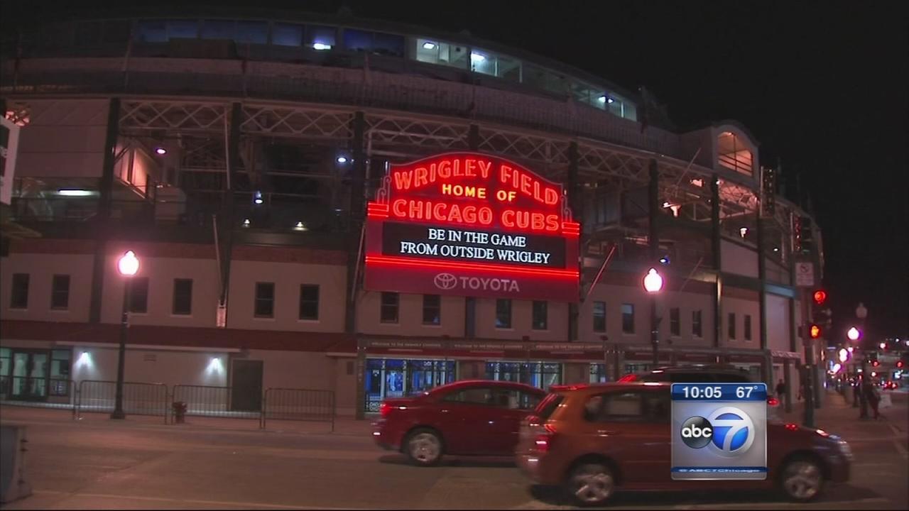 chicago cubs fans celebrate national league central division title chicago cubs fans celebrate national league central division title