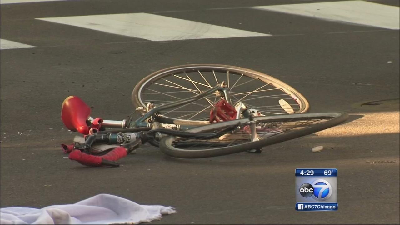 Bicyclist Fatally Hit By Truck In Roscoe Village ID'd | Abc7chicago.com