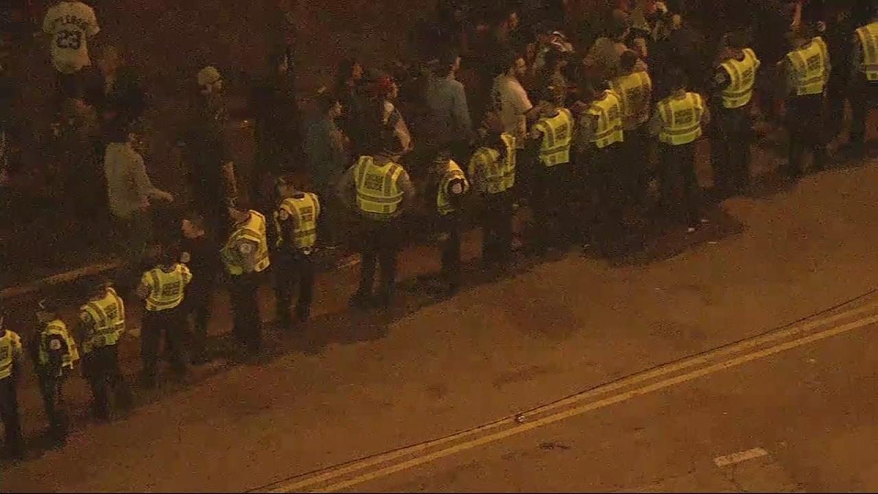 Police flood Wrigleyville after Cubs' World Series win - WLS-TV