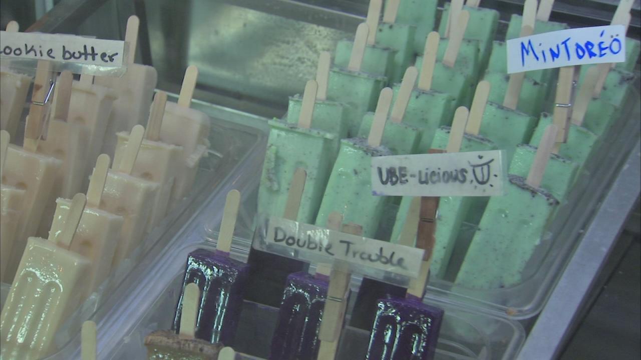 Chicago restaurants serve personalized ice cream bars