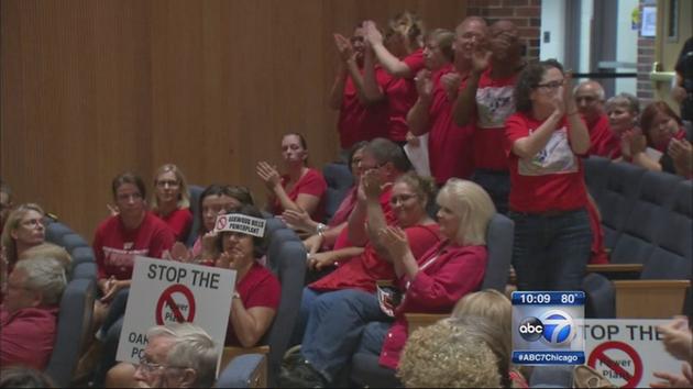Oakwood Hills residents voice concern over proposed power plant