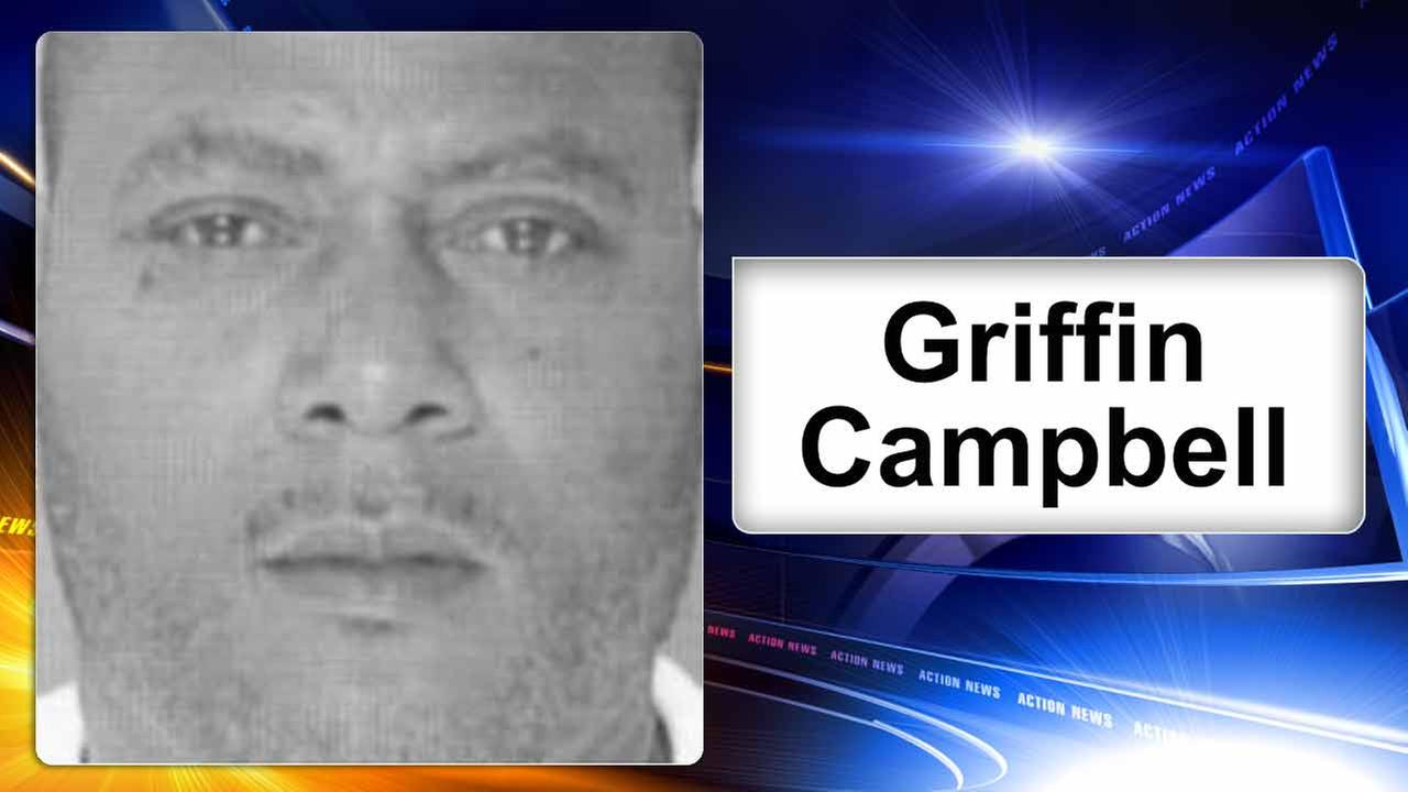 Man charged after officers find dead deer on porch in Delaware, police