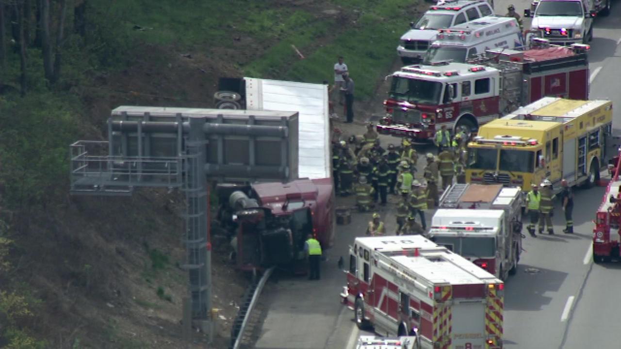 Woman, 18, killed after truck overturns onto car along Pa. Turnpike