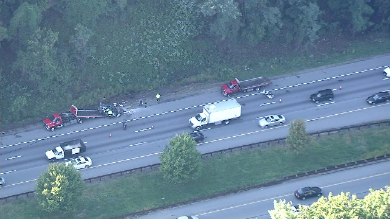 Serious crash jams traffic on I476 North