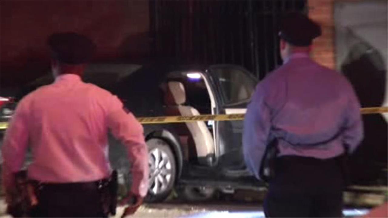 Suspect shot by police after chase in West Philadelphia - 6abc.com