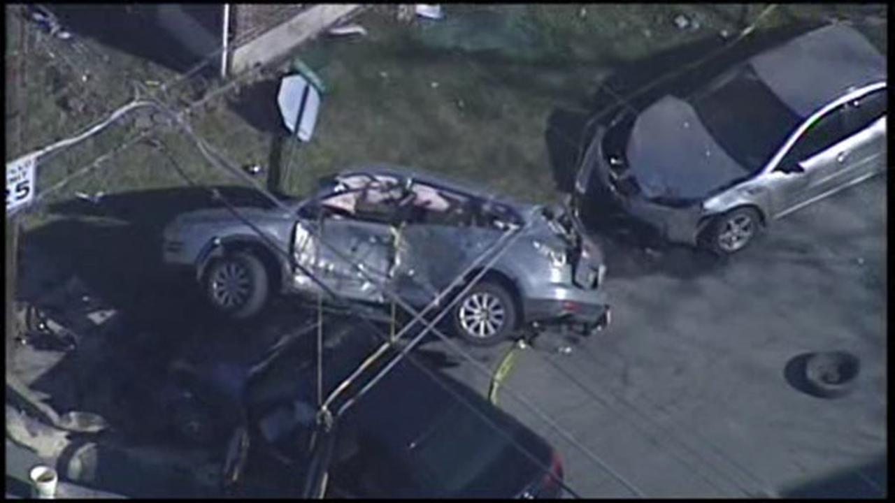 Police Man fleeing police crashes into another car in Allentown