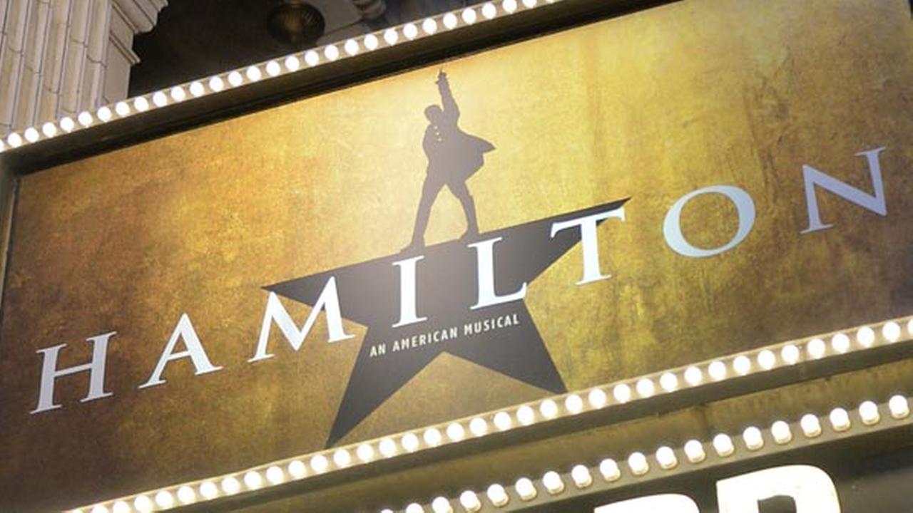 Tony Award-winner Lin-Manuel Miranda bares it all for street theatre Tony Award-winner Lin-Manuel Miranda bares it all for street theatre
