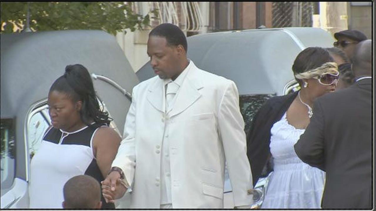 PHOTOS Funeral for victims of carjacking crash