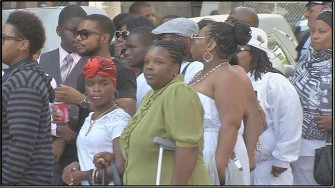 PHOTOS Funeral for victims of carjacking crash