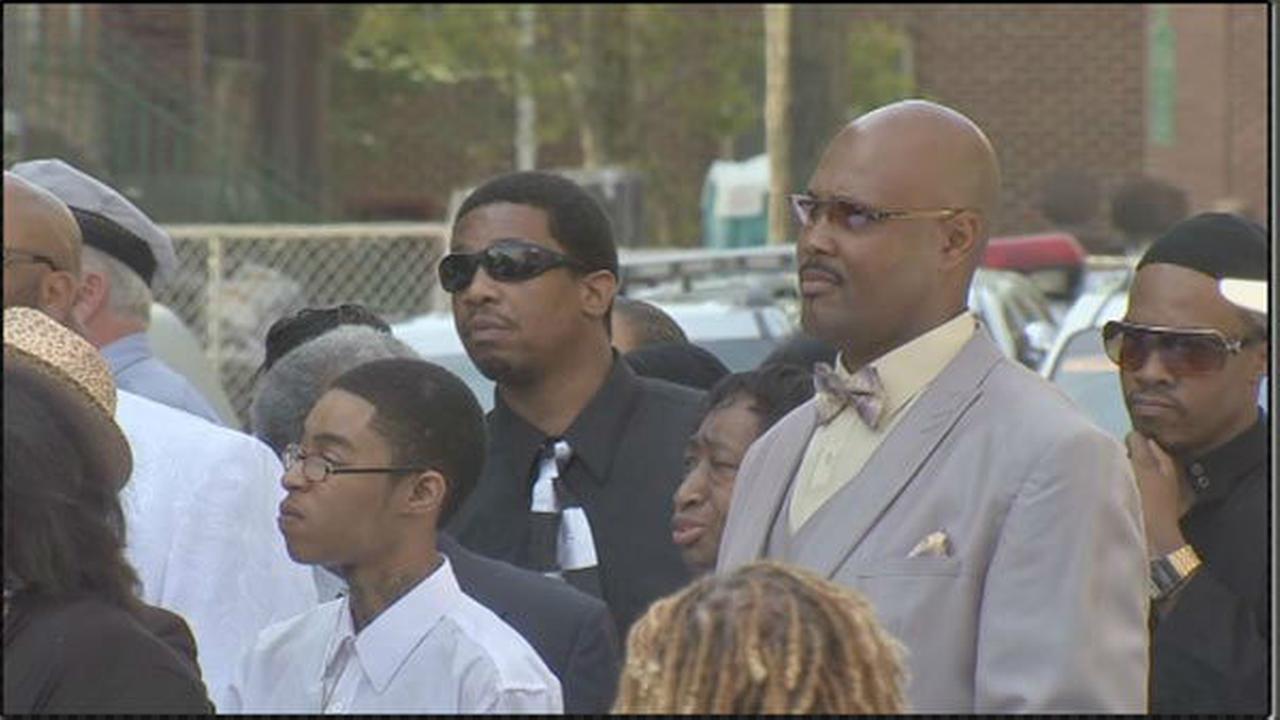 PHOTOS Funeral for victims of carjacking crash