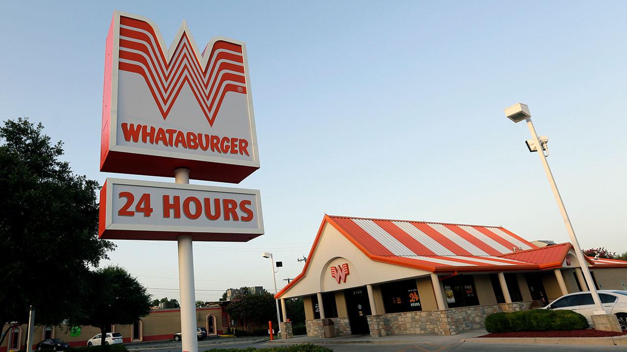 Texas Fast Food Worker Fired For Refusing To Serve Officers 6abc A Worker At Por Texas Based Fast Food Chain Has Been First After Refusing