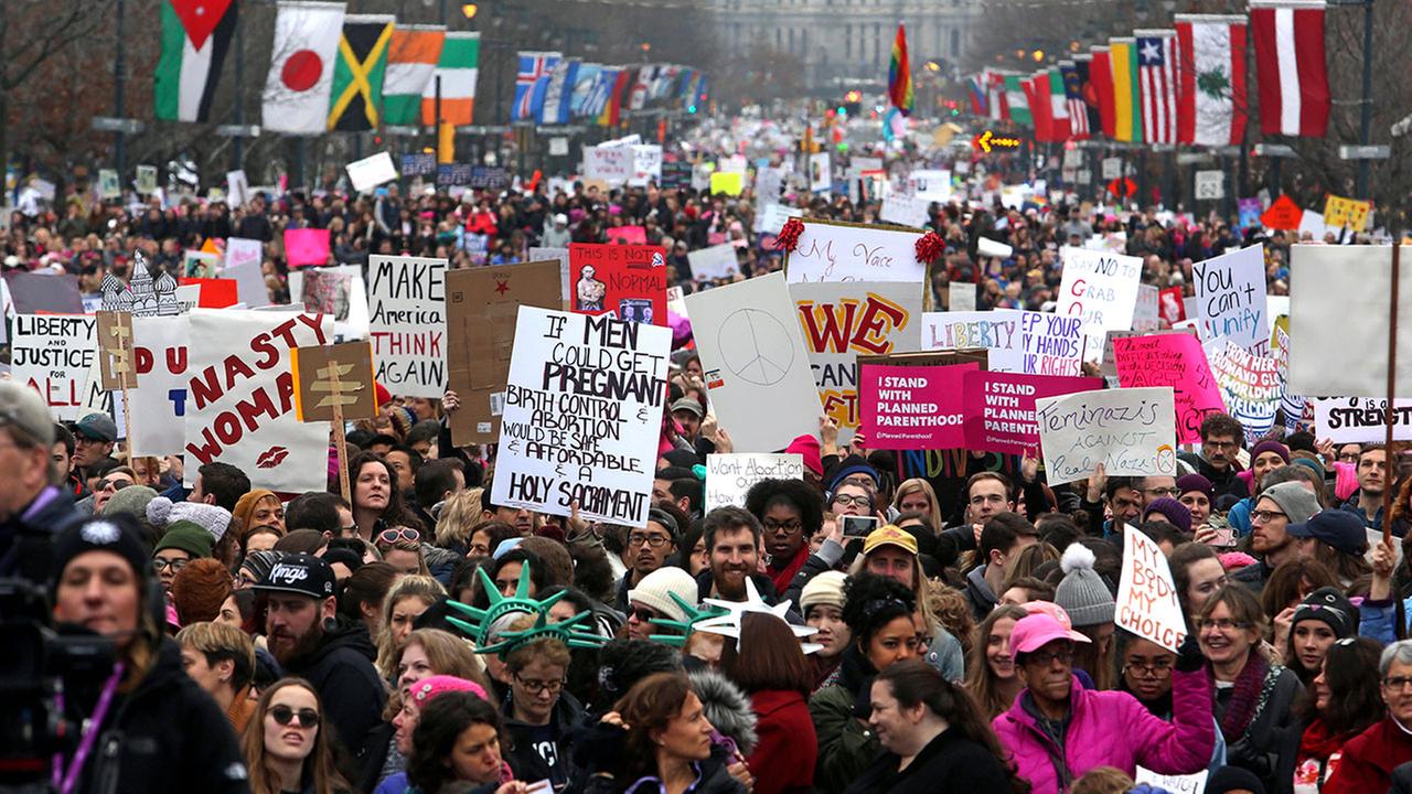 Thousands gather for women's march in Philadelphia
