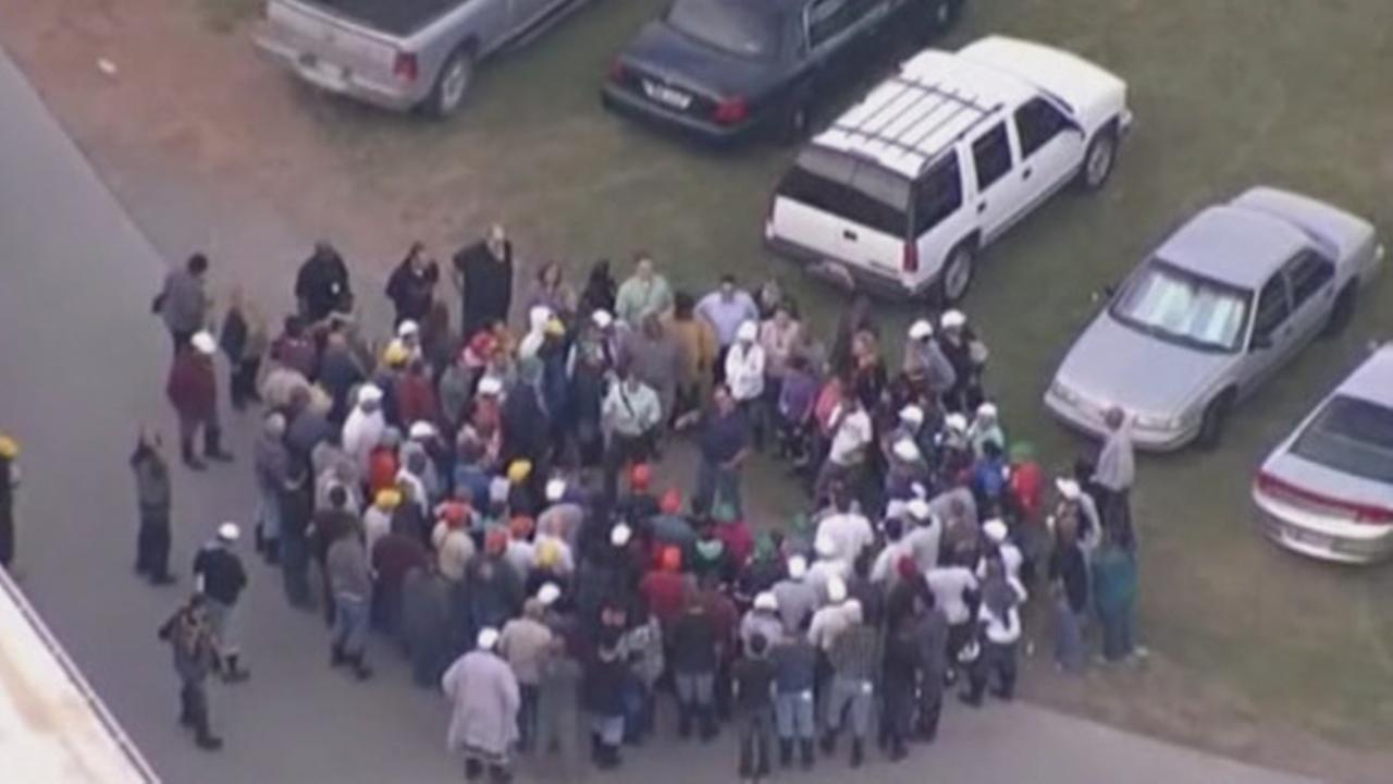 Female+Beheading+Pics ... food distribution center where a woman was beheaded by a co-worker