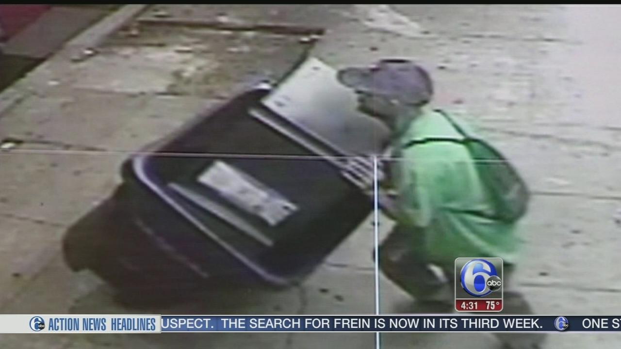 On video Thief steals ATM, carts it off in trash can