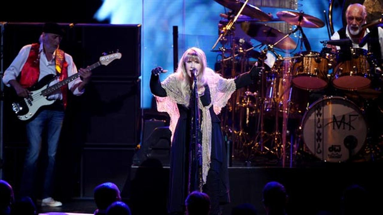 Fleetwood Mac bringing new-look lineup to Little Caesars Arena Fleetwood Mac bringing new-look lineup to Little Caesars Arena